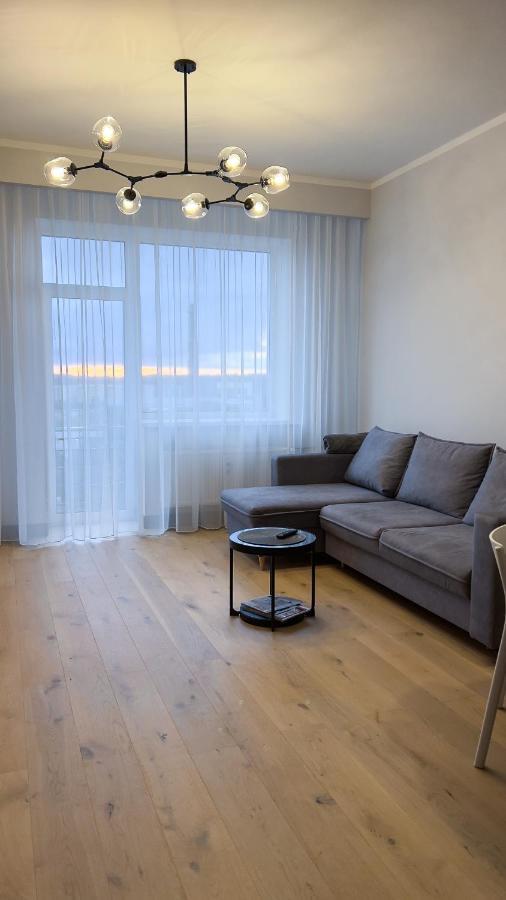 The Sixth - Self Check-In Apartment ทูคุมส์ ภายนอก รูปภาพ